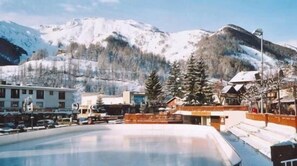 Ice skating - Hotel Las Donnas (Saint-Etienne-de-Tinee)