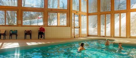 Piscine couverte, piscine chauffée