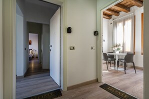 Apartment | 1 bedroom - Arsenale Canal View 1 by Wonderful Italy (Venice)