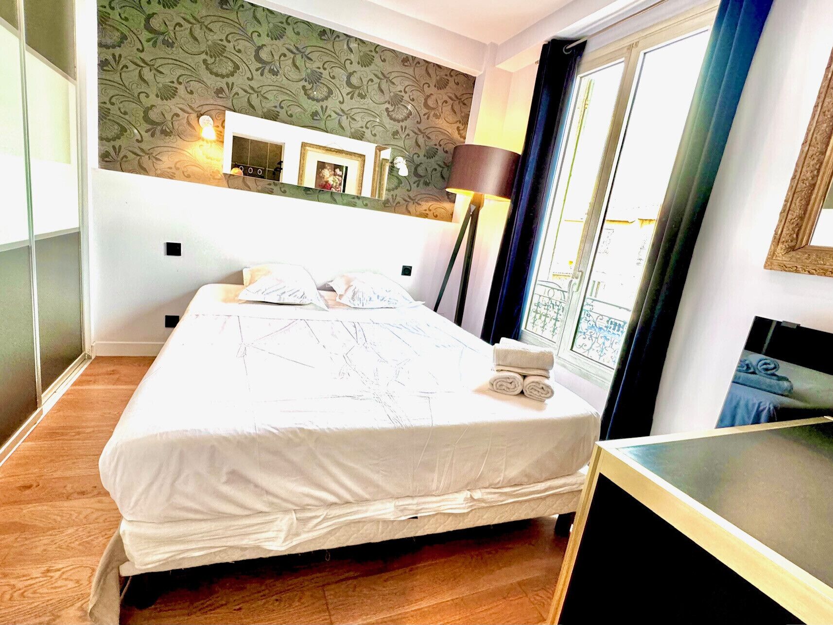 1 camera, ferro/asse da stiro, Wi-Fi gratuito, lenzuola