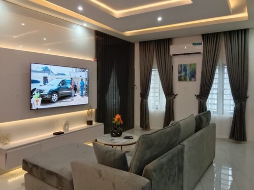 Harris Apt - Absolute finest