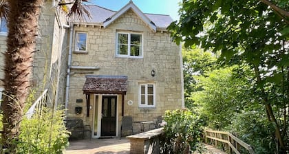A beautiful, cosy cottage in a peaceful setting with 15% off ferry