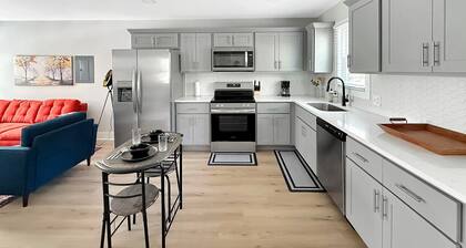 1BR Garner Gem|Backyard & Pet Friendly