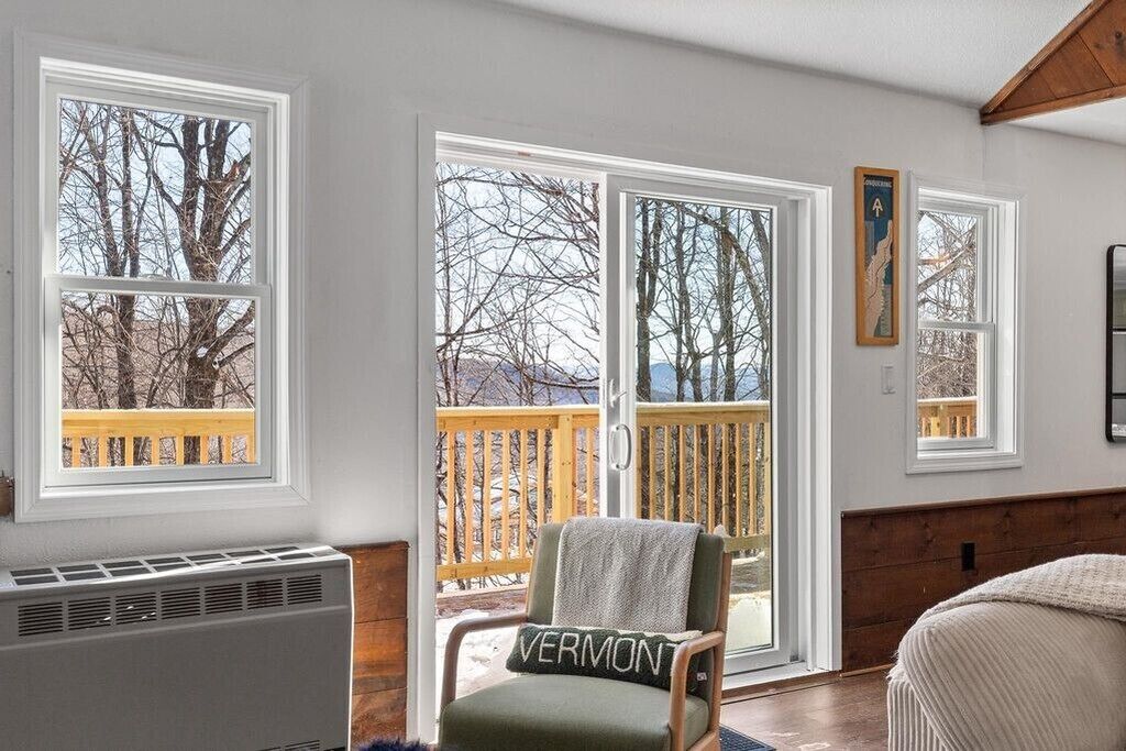 Smart TV, fireplace, video games, table tennis