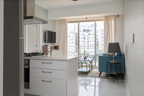 Fridge, microwave, oven, coffee/tea maker