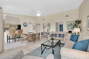 TV, DVD player, books - Beachside Pointe by A Shore Thing Vacations! (Holmes Beach)