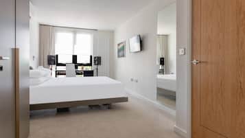 2 chambres, fer et planche Ă repasser, draps fournis