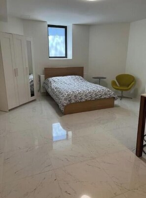 1 habitación y wifi
