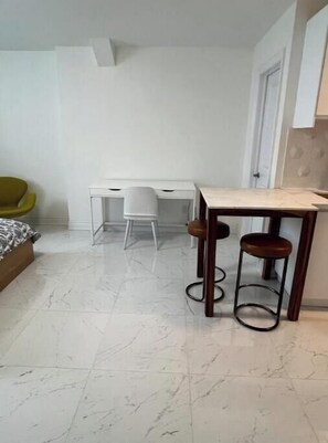 1 habitación y wifi