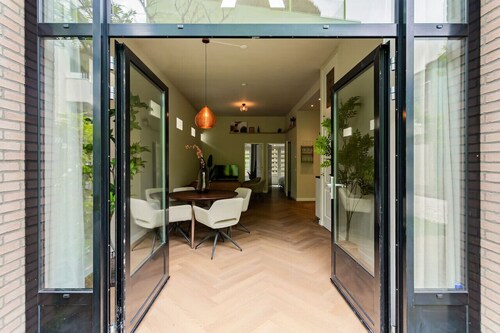 Stylish apartment next to the Amstel river-unit A