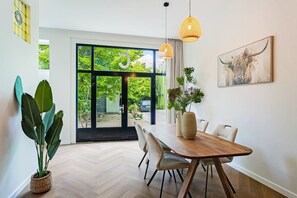 Dining - Stylish apartment next to the Amstel river -unit C (Amsterdam)