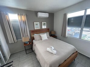 2 chambres, fer et planche à repasser, Wi-Fi gratuit, draps fournis