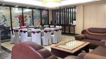 تناول الطعام