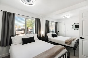 3 bedrooms, iron/ironing board, travel crib, free WiFi