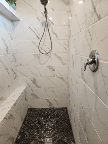 Charming 3-bedroom house with WiFi and AC in Seguin
