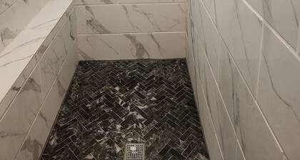 Charming 3-bedroom house with WiFi and AC in Seguin