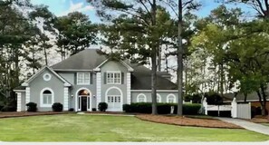 Exterior - 6BR Executive Home in Gated Golf Community – Sleeps 12 – 30-Day Minimum Stay (Montgomery)