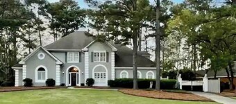 Spacious 6BR Gated Home in a Prominent Golf Community- Sleeps 12
