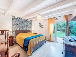 4 chambres, bureau, accès Internet