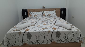 2 chambres, Wi-Fi gratuit, draps fournis
