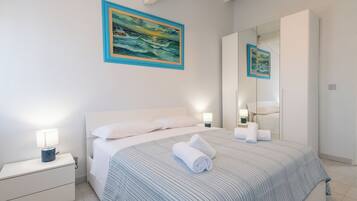 1 camera, ferro/asse da stiro, Wi-Fi gratuito, lenzuola