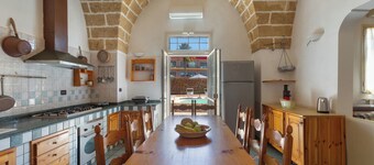Villa Madi' by BarbarHouse