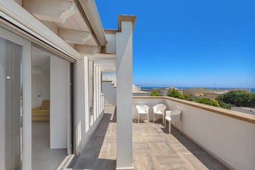 Elia Home - Mono by BarbarHouse