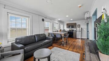 TV de tela plana 30 polegadas com canais a cabo