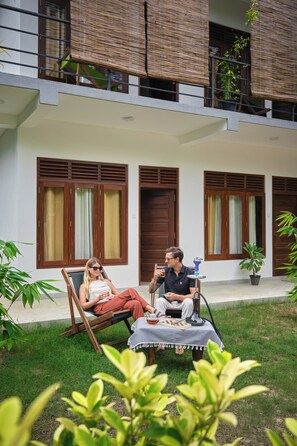 Standard Double Room, Garden View | Terrace/patio - Friends Coliving Villa (Kamburugamuwa)