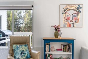 Interior - Racecourse Beach Coast Shack (Ulladulla)