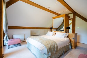 1 chambre, bureau, fer et planche à repasser, Wi-Fi