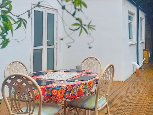 2 bedroom accommodation in Shanklin