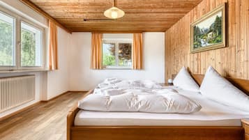 3 Schlafzimmer, Bügeleisen/Bügelbrett, WLAN, Bettwäsche