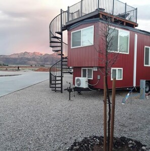 Property grounds - Addie's Place at Zion Red Hawk Resort, Range RV (Apple Valley)