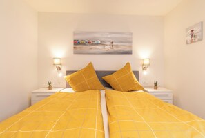 2 عدّة غرف نوم ومكواة/لوح كي وسرير سفر وواي فاي مجانًا