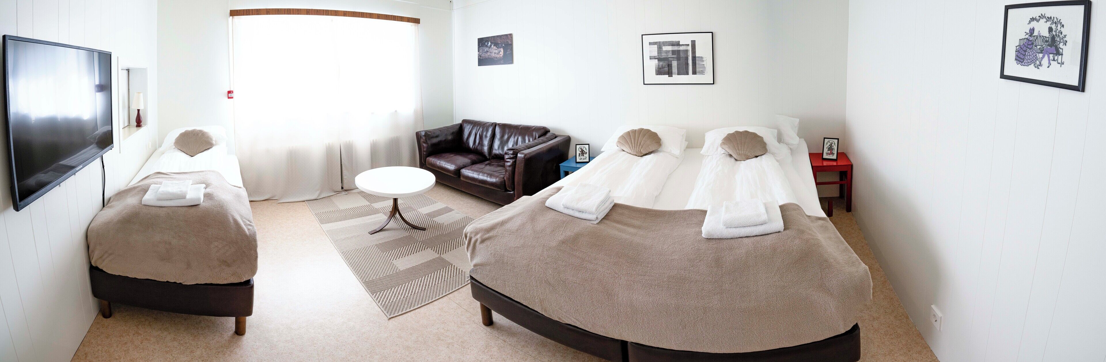 Comfort Studio, Multiple Beds, Non Smoking, Private Bathroom | Blackout curtains, iron/ironing board, free WiFi, bed sheets