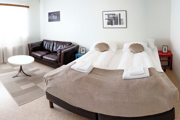 Blackout curtains, iron/ironing board, free WiFi, bed sheets