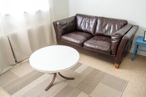 Comfort Studio, Multiple Beds, Non Smoking, Private Bathroom | Blackout drapes, iron/ironing board, free WiFi, bed sheets - The Nest Guesthouse (Raufarhofn)