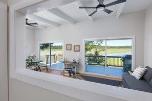 تلفزيون ذكي