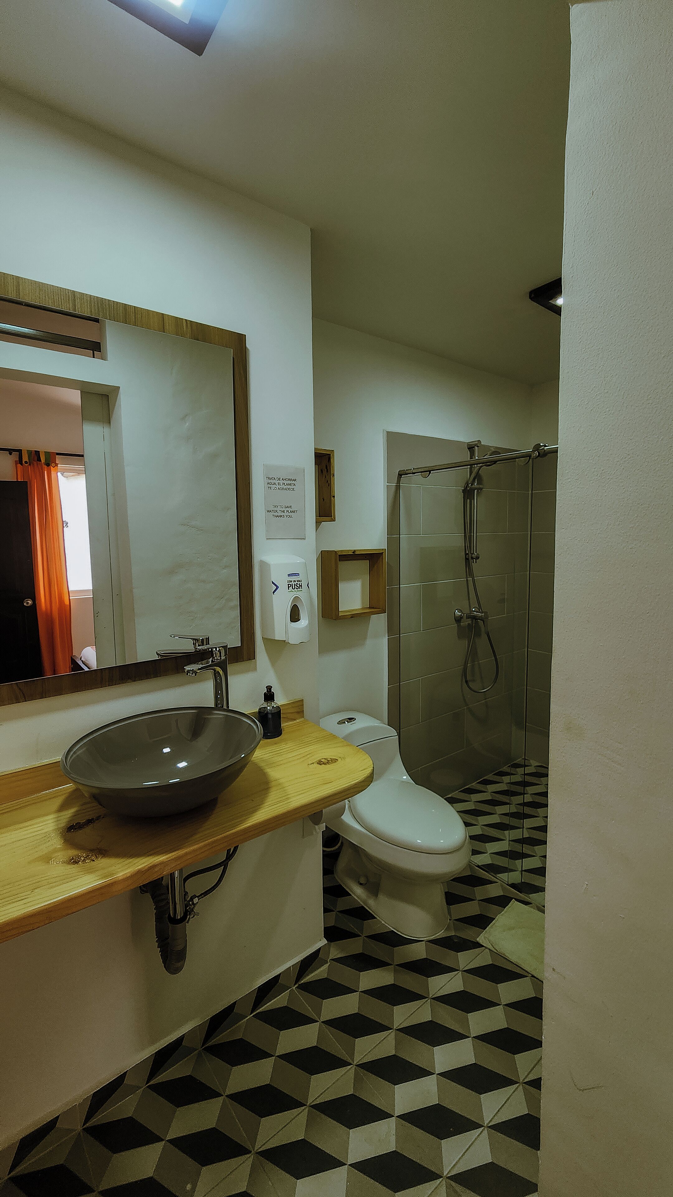 Foto - Tuki Hostel & Lounge