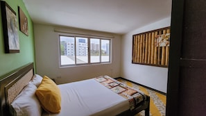 Double or Twin Room, Mountain View | Free WiFi - Tuki Hostel & Lounge (Pereira)