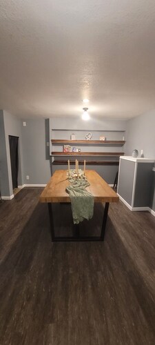 Charming 3-bedroom house in Newton Falls with WiFi and AC