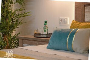 9 chambres, fer et planche à repasser, Wi-Fi, literie fournie
