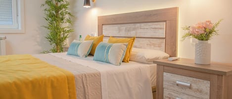 9 chambres, fer et planche Ă repasser, Wi-Fi, draps fournis