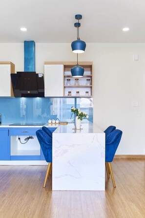 Standard Apartment, 2 Bedrooms, Ocean View | Private kitchen | Fridge - Halo Bay Retreat (Ha Long)