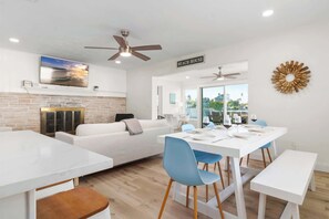 Dining - Waterfront | King Bds | Htd Pool | BBQ | 2 Kayaks (Indian Rocks Beach)