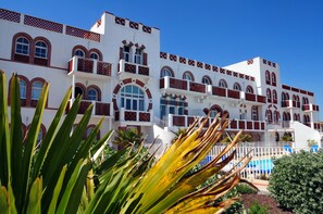 Exterior - Appart avec accès Direct Plage, à 50m du Centre (La Tranche-Sur-Mer)