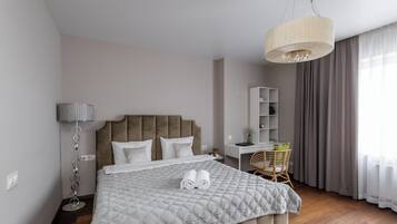 1 habitación, tabla de planchar con plancha y wifi gratis