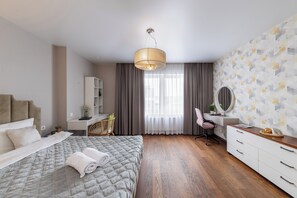 Luxury-Apartment | 1 Schlafzimmer, Verdunkelungsvorhänge, Bügeleisen/Bügelbrett