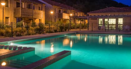 À 300m du Centre! Appart avec Accès Piscine, Wi-Fi
